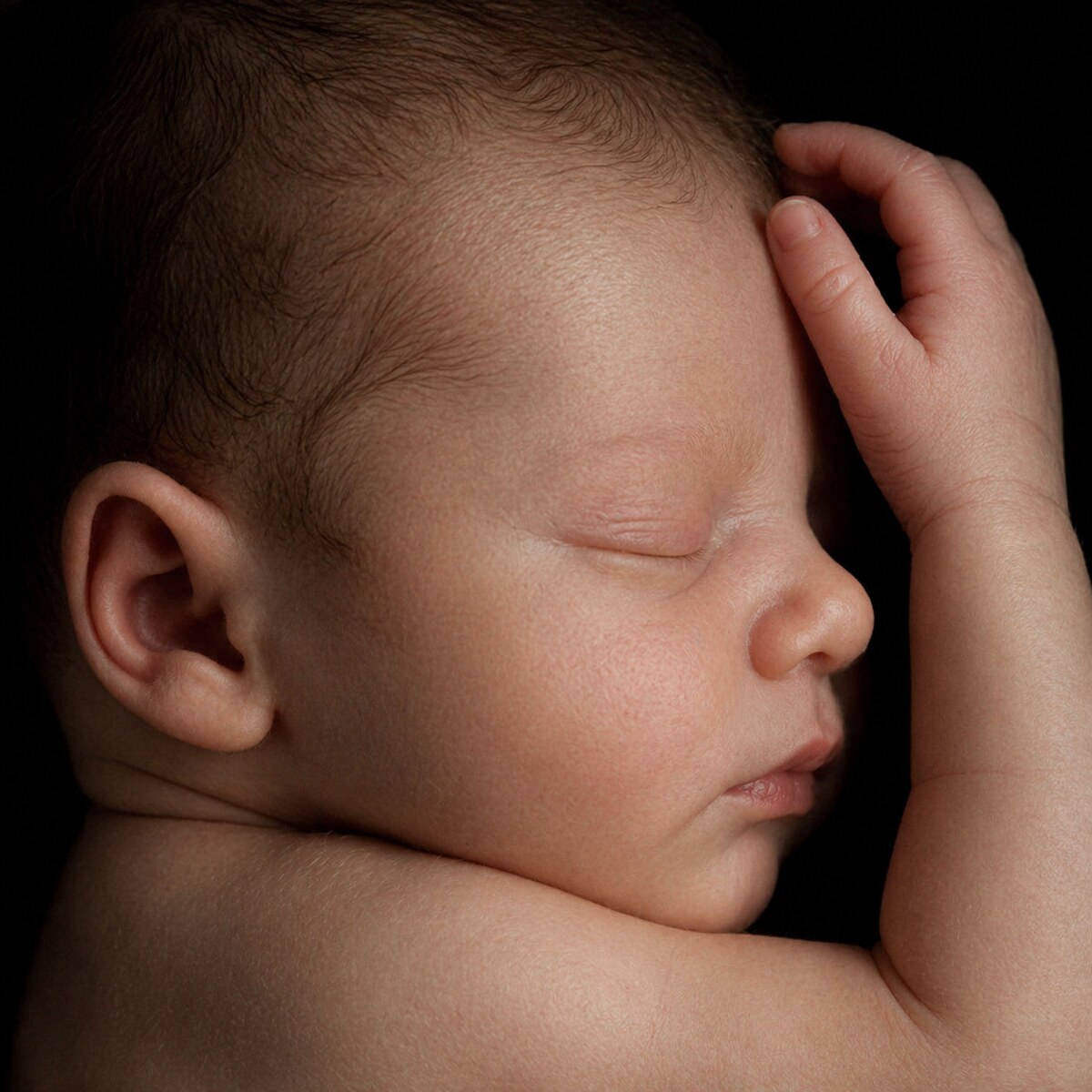 AI-painted realistic newborn portrait from a Side profile · 3D scan
